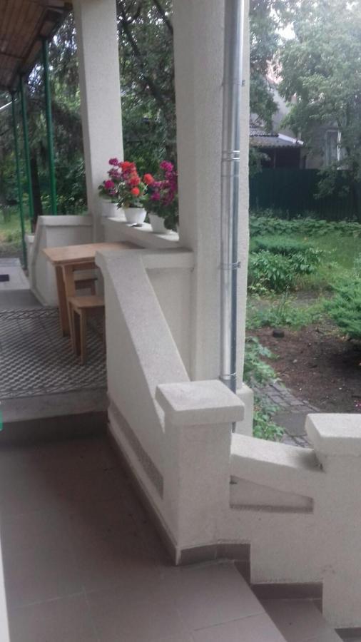 Gelena Гостьовий Двір Užhorod Exteriér fotografie